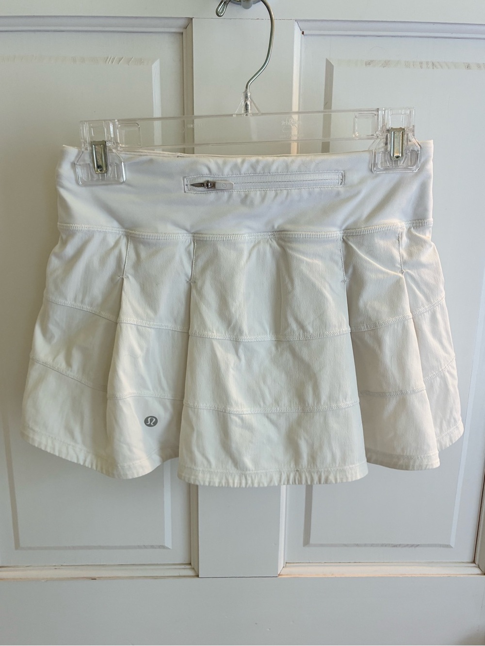 Lulu Lemon Skirt - Picture 2 of 3